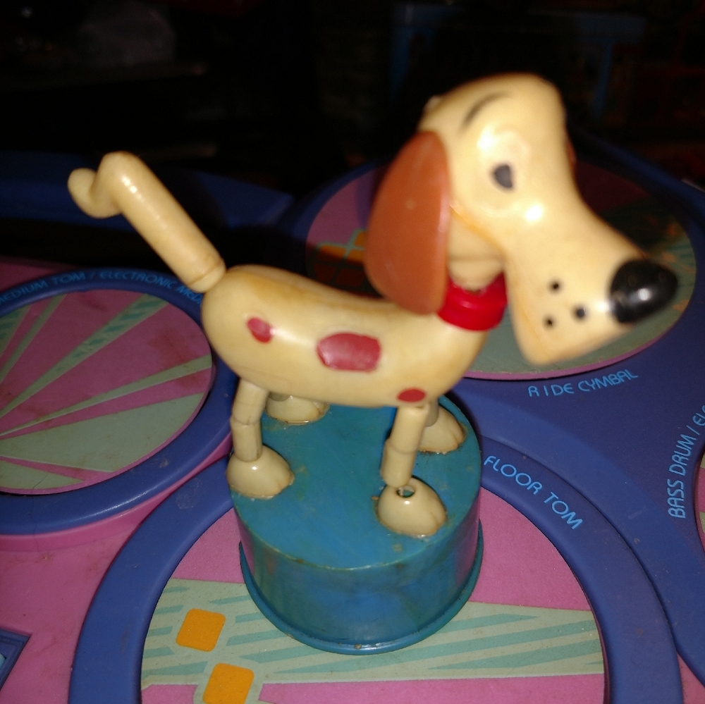 Vintage "Dancer The Dog" Kohner Bros. New York Han